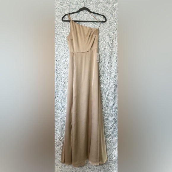 NWT Los Angeles Show Me Your Mumu Shannon One Shoulder Dress Champagne Sz XS - Picture 3 of 14